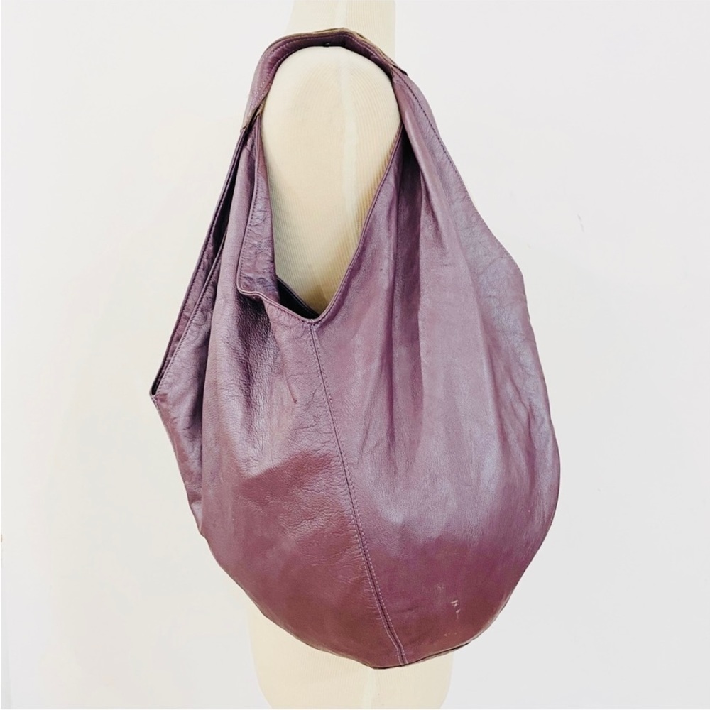 Jewels beautiful shiny lilac leather boho bag Y2K